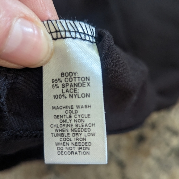 The Loft - Black adjustable strap tank top - Picture 5 of 5